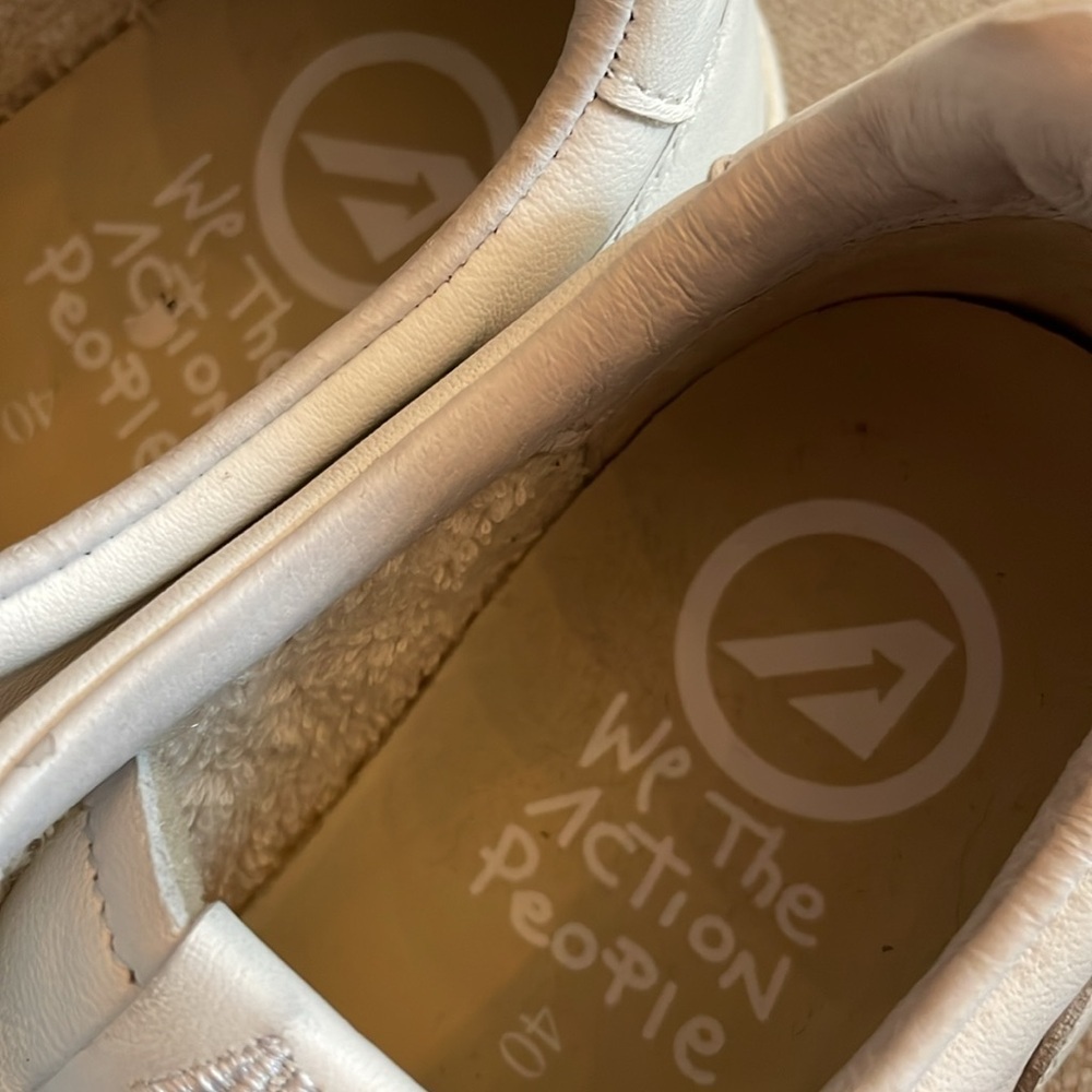 Autry Medalist Low Sneakers Napa Leather- 10 US - Picture 7 of 9